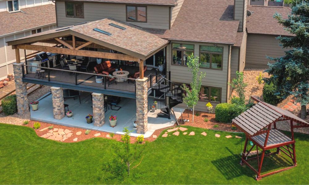 Creating an Outdoor Living Space to Maximize Your Property